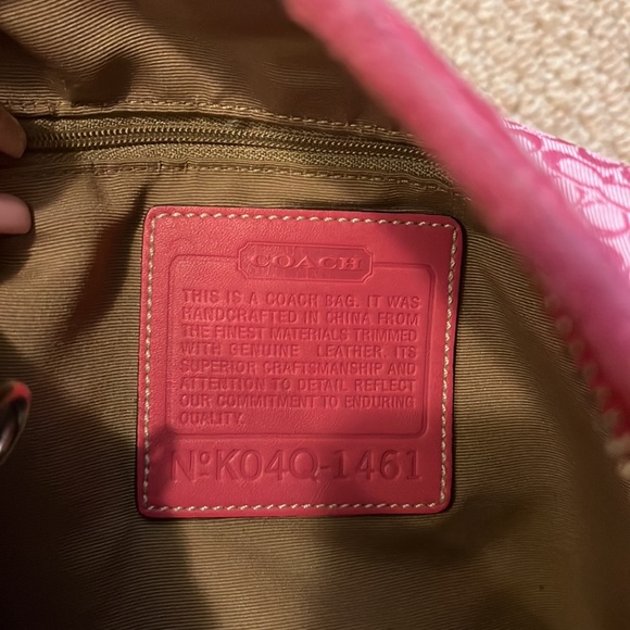 Vintage pink suede Coach handbag - Picture 3 of 6